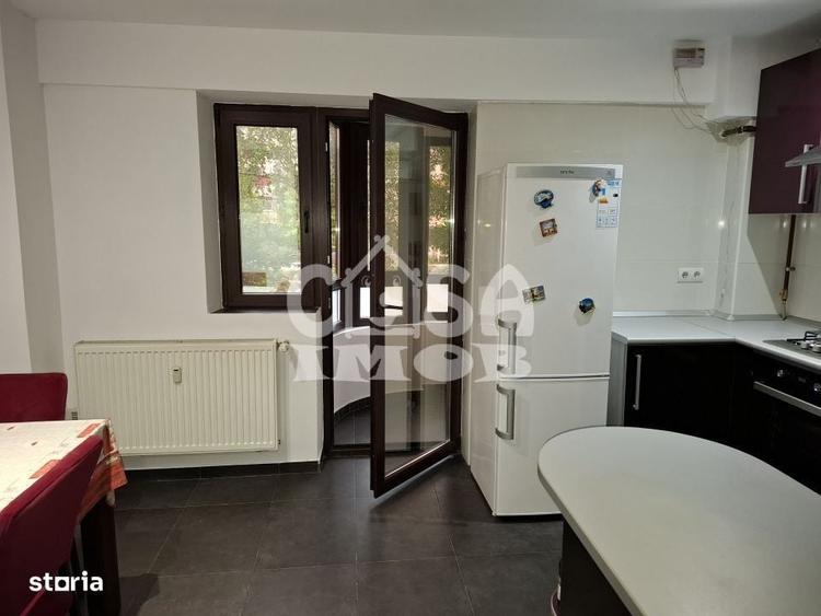 Apartament cu 3 camere decomandat în Central