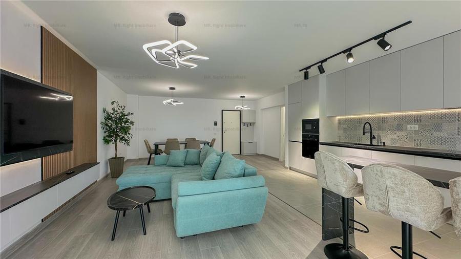 Apartament cu 3 camere decomandat, mobilat în Tractorul