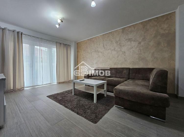 Apartament cu 2 camere decomandat, mobilat în Micro 3