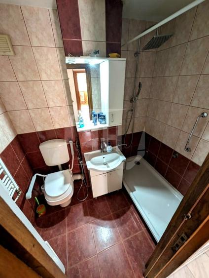 Apartament cu 3 camere decomandat, mobilat în Mănăștur