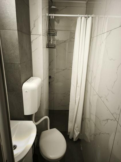 Apartament cu 2 camere nedecomandat în Central