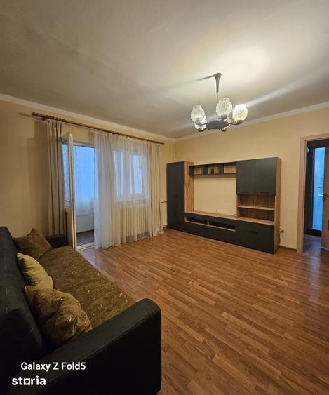 Apartament cu 2 camere semidecomandat în Nufărul