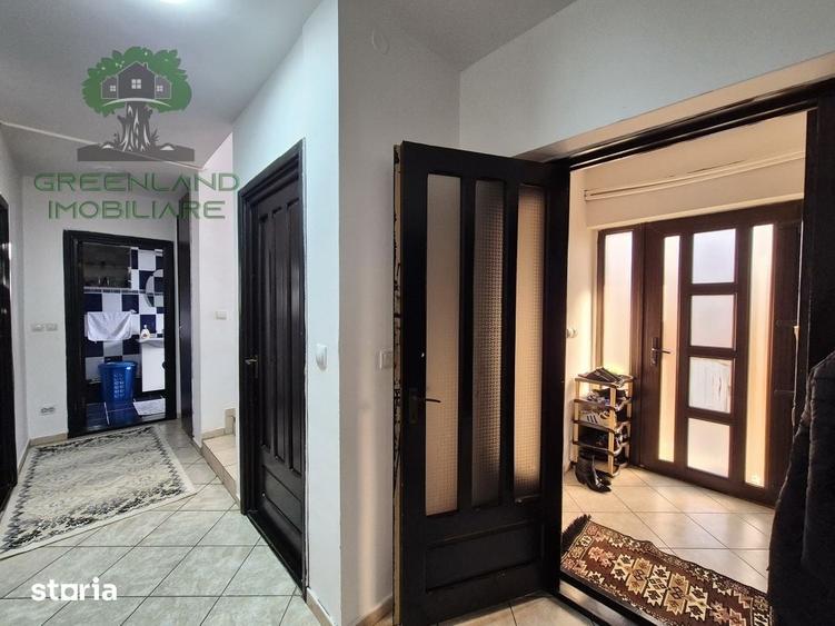 Casă cu 4 camere cu Teren 500 Mp în Holboca