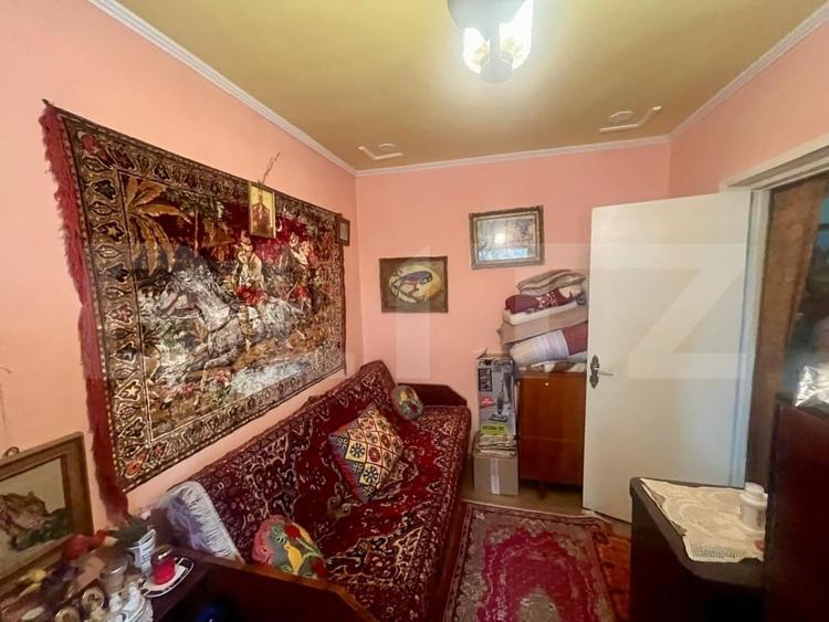 Apartament de vanzare, etaj 1, 35 mp, zona Nufarul - 3