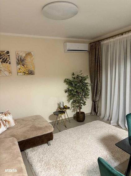 Apartament cu 3 camere decomandat în Moșnița Veche