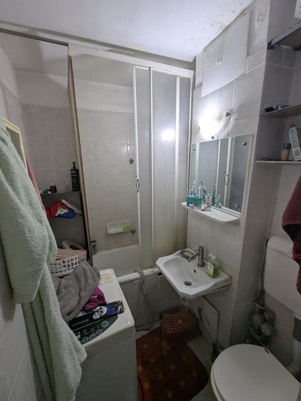 Apartament cu 2 camere decomandat în Lacul Tei