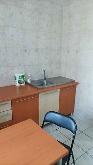 Apartament cu 2 camere semidecomandat în Olteniței