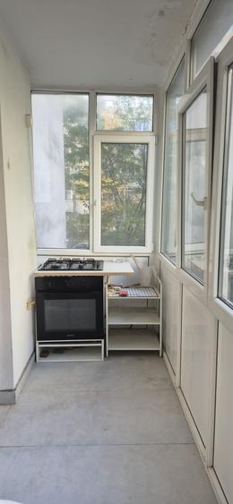 Apartament cu 3 camere semidecomandat în Dristor