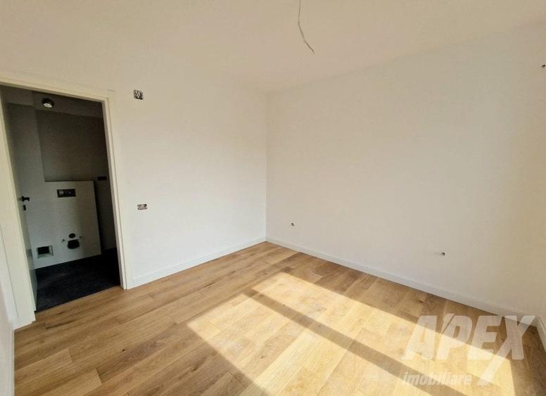 Duplex cu 5 camere cu Canalizare în Bucureștii Noi