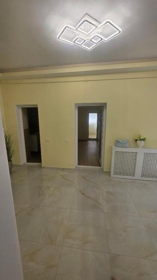 Casă individuală cu 3 camere cu Garaj în CET