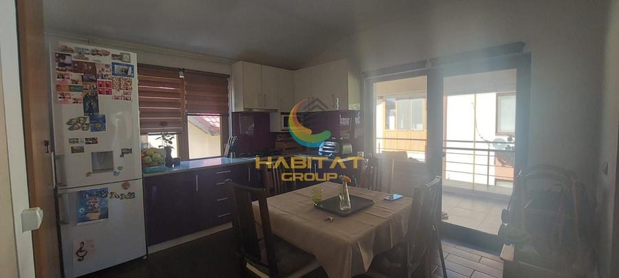 Apartament cu 3 camere decomandat, mobilat în Berceni