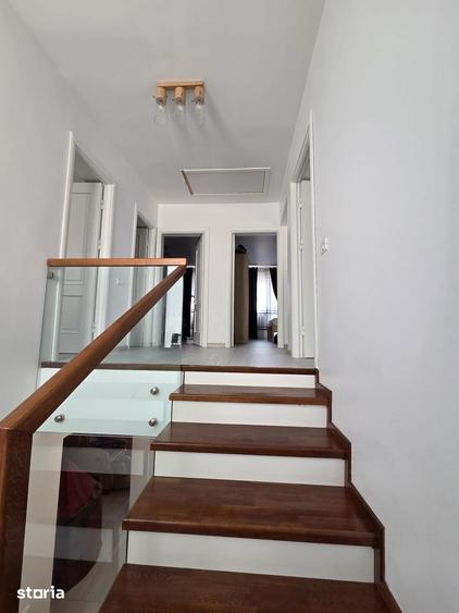 Casă cu 4 camere cu Teren 190 Mp în Mărășești