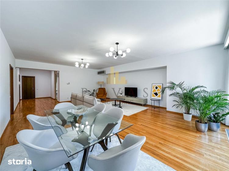 Apartament cu 4 camere în Aviatorilor