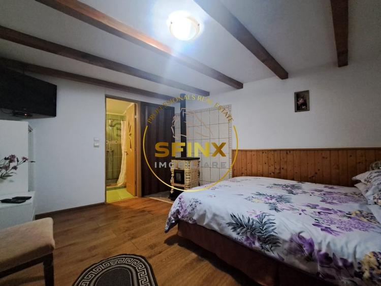 Casă individuală cu 7 camere cu Teren 1955 Mp în Gura Siriului