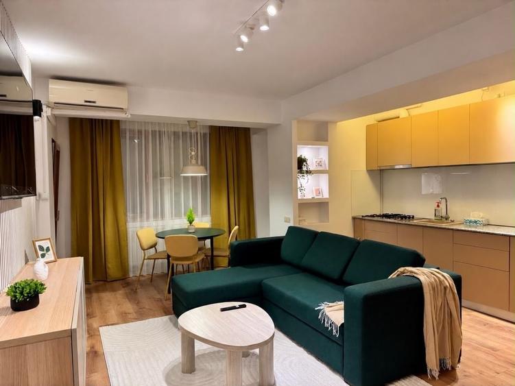 Apartament cu 2 camere decomandat în Vitan