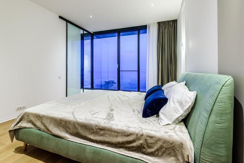 Apartament cu 4 camere decomandat, mobilat în Nord