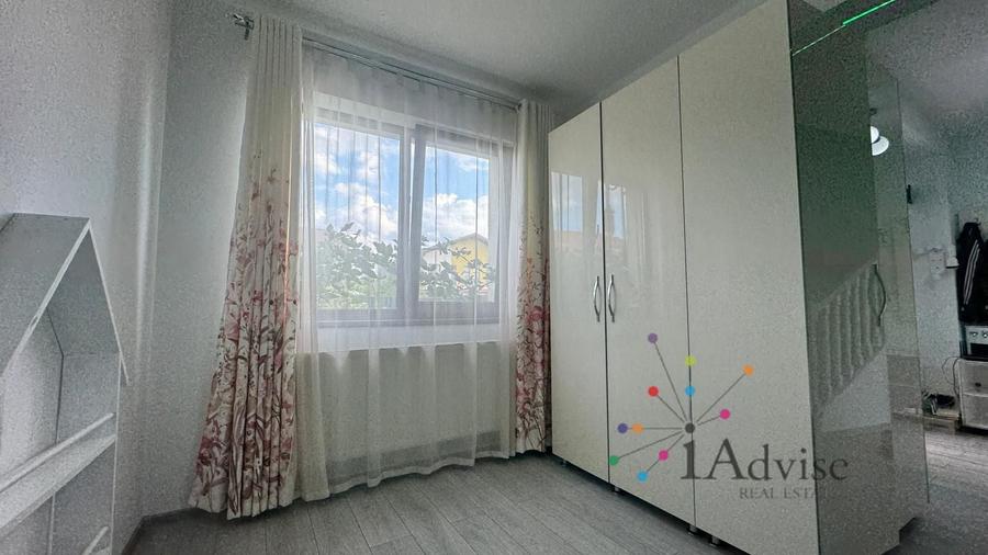 Casă cu 4 camere cu Canalizare în Hărman