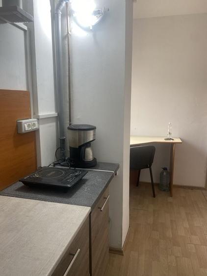 Garsonieră decomandată în Central