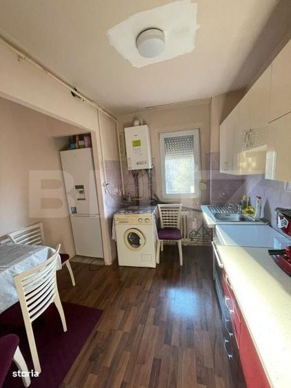 Apartament cu 3 camere semidecomandat în Tipografilor