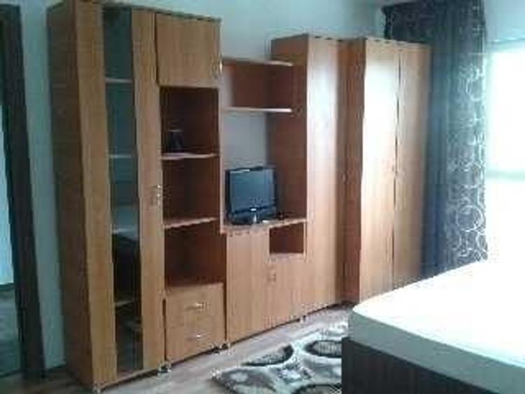 Garsonieră decomandată în Sărari