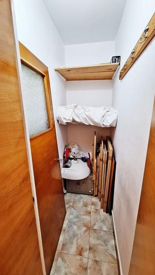 Apartament cu 2 camere semidecomandat, mobilat în Răcădău