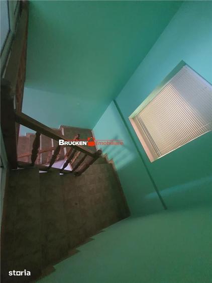 Casă cu 5 camere cu Teren 1463 Mp în Tăut