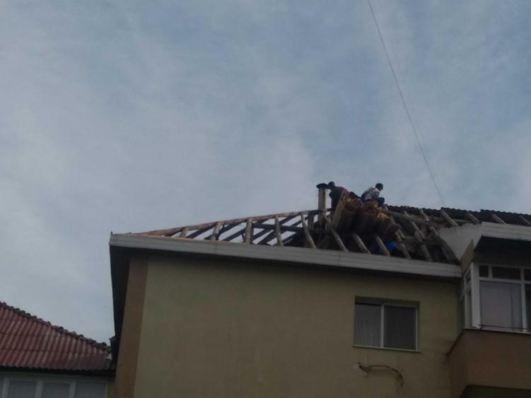 Apartament cu 3 camere decomandat în Sfântu Ilie