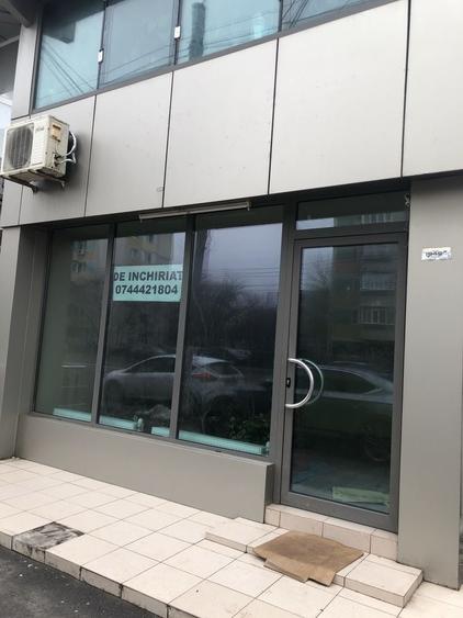 Spațiu comercial, de 55 mp, în Central