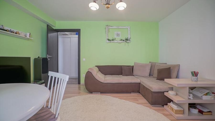 Apartament cu 2 camere decomandat în Central