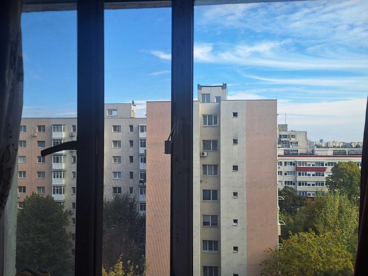Apartament cu 2 camere semidecomandat în Progresul