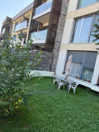 Apartament cu 2 camere semidecomandat, mobilat în Sisești