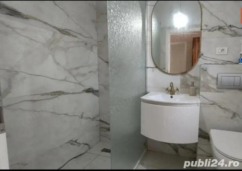 Casă cu 6 camere cu Teren 280 Mp în Săcălaz