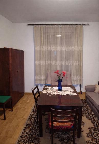 Casă cu 3 camere în Alfa