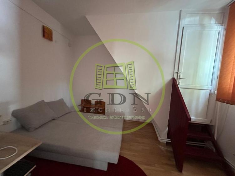 Casă individuală cu 7 camere cu Canalizare în Brazda lui Novac