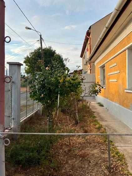 Casă individuală cu 3 camere cu Teren 521 Mp în Oncea
