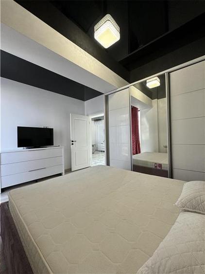 Apartament cu 2 camere decomandat, mobilat în Exterior Vest