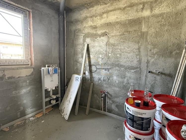 Casă individuală cu 5 camere cu Canalizare în Ciorogârla