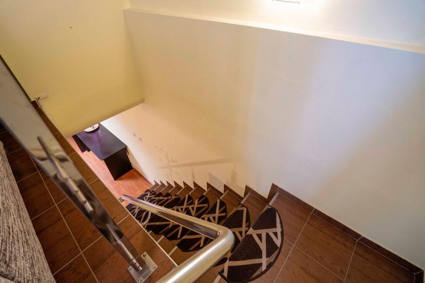 Casă individuală cu 3 camere cu Canalizare în Oncea