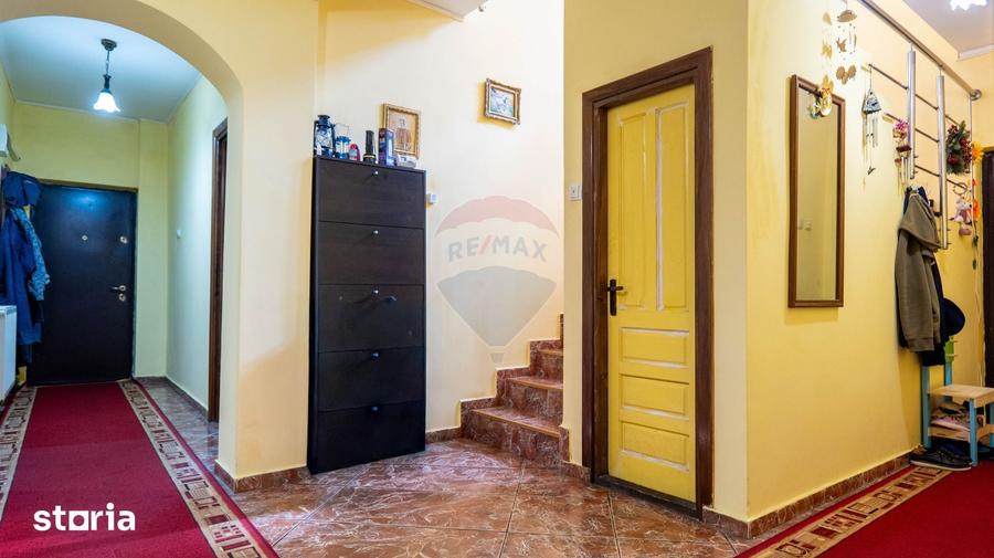 Casă cu 6 camere cu Teren 253 Mp în Colentina