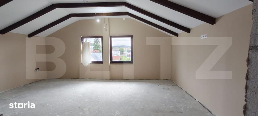 Apartament cu 5 camere în Central