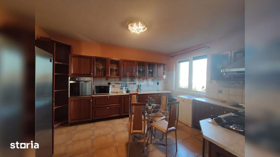 Casă cu 3 camere cu Teren 678 Mp în Europa