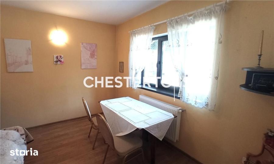 Casă cu 6 camere cu Teren 248 Mp în Ion Creangă
