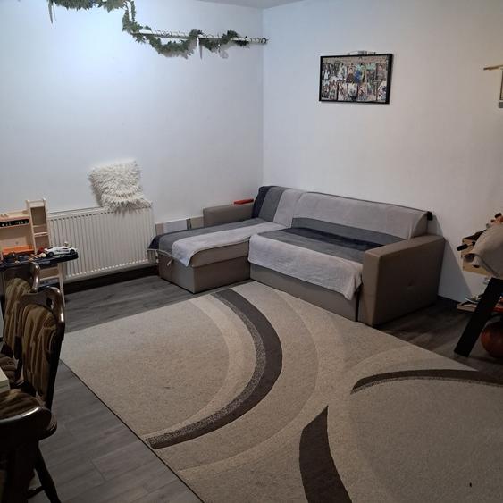 Apartament cu 3 camere în Florești