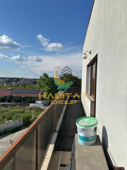 Apartament cu 3 camere semidecomandat, mobilat în Central
