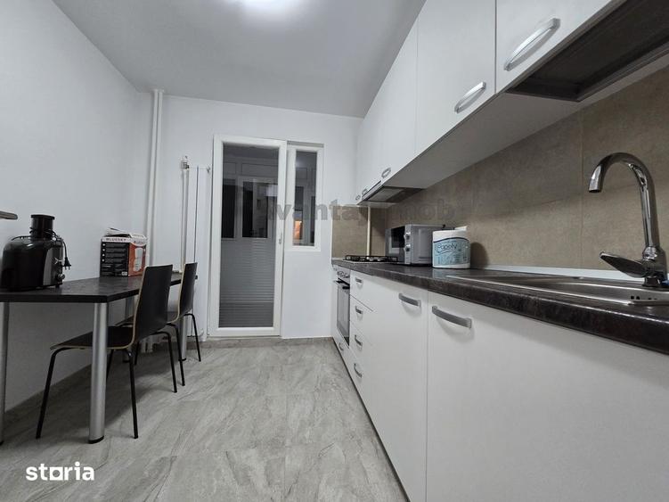 Apartament cu 3 camere decomandat în Decebal