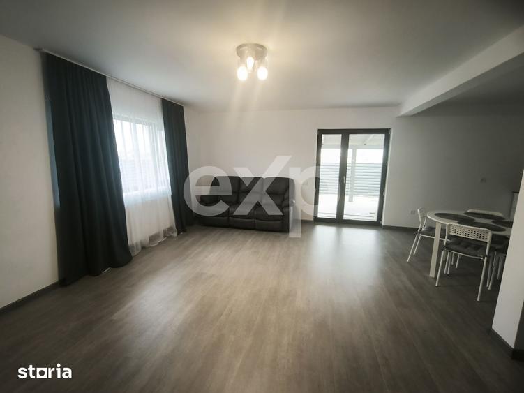 Casă cu 3 camere cu Teren 400 Mp în Bradu