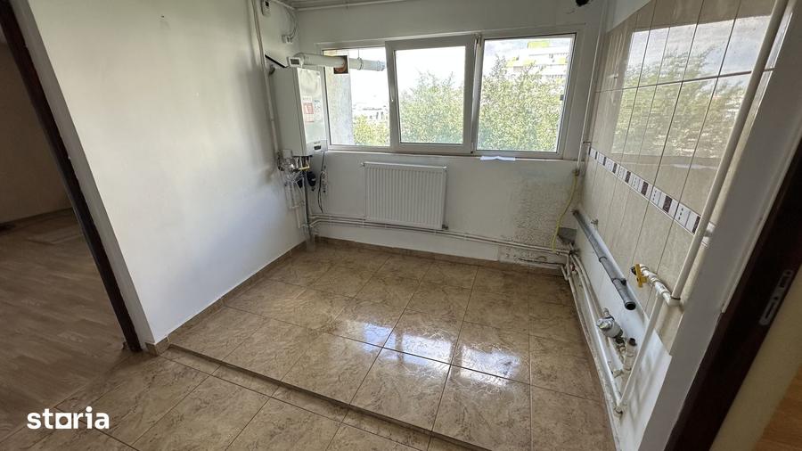Pia?a Delfinului, Apartament 2 camere decomandat - etaj 6/10 - 7