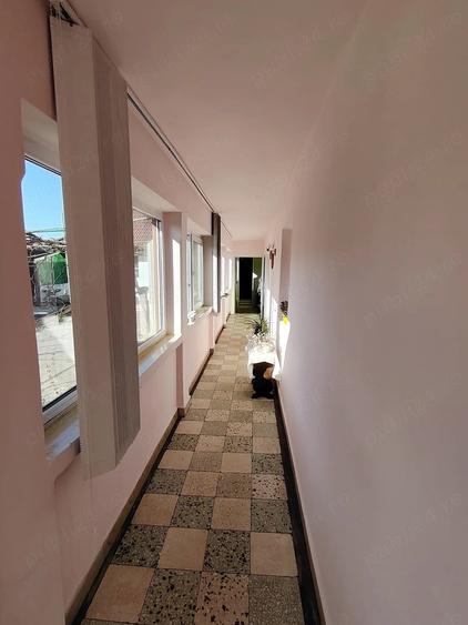 Casă cu 3 camere cu Teren 1500 Mp în Ianova