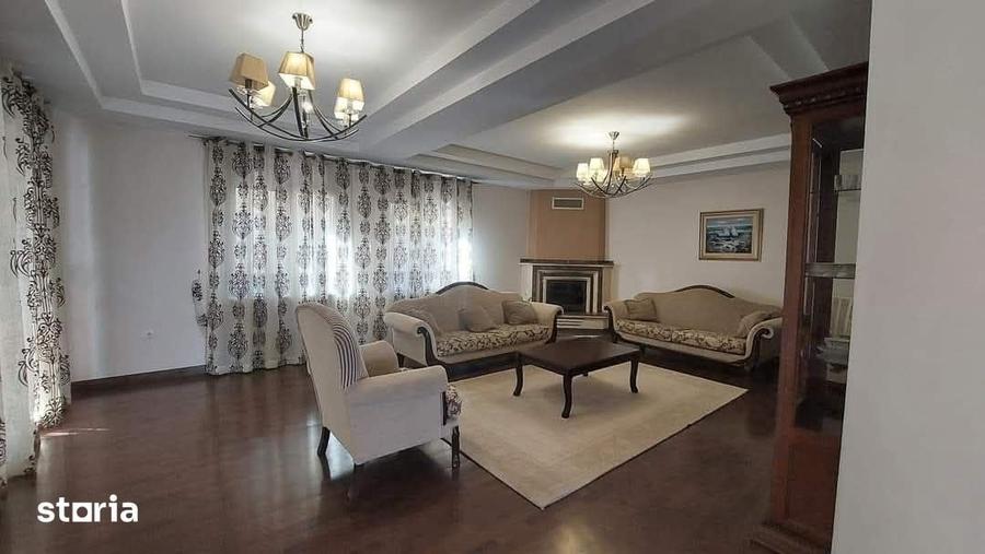 Casă cu 5 camere cu Teren 400 Mp în Miroslava