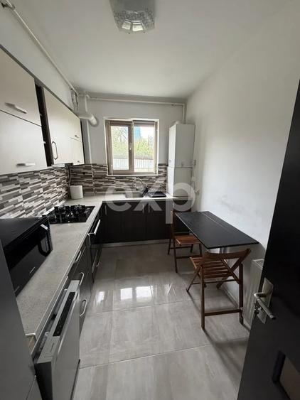 Apartament cu 2 camere decomandat, mobilat în Trivale